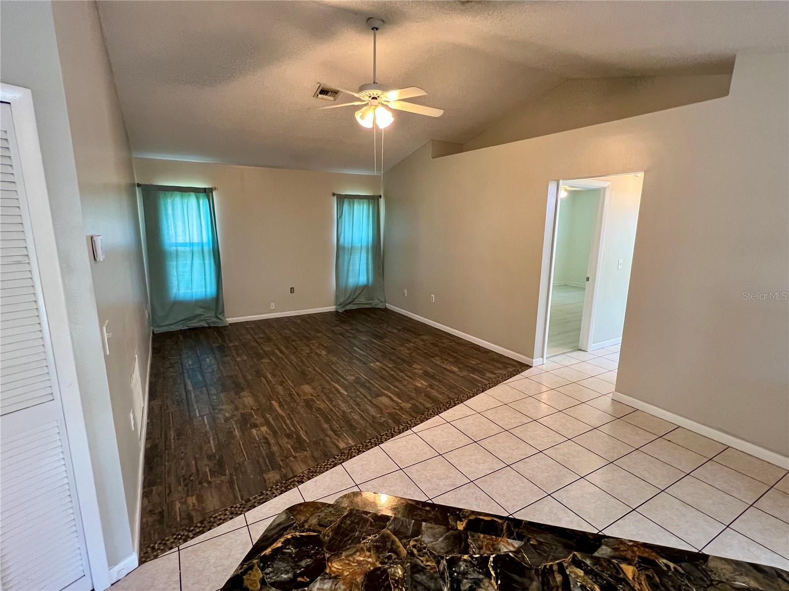 Image 6 of 21 For 117 Ridgecrest Drive