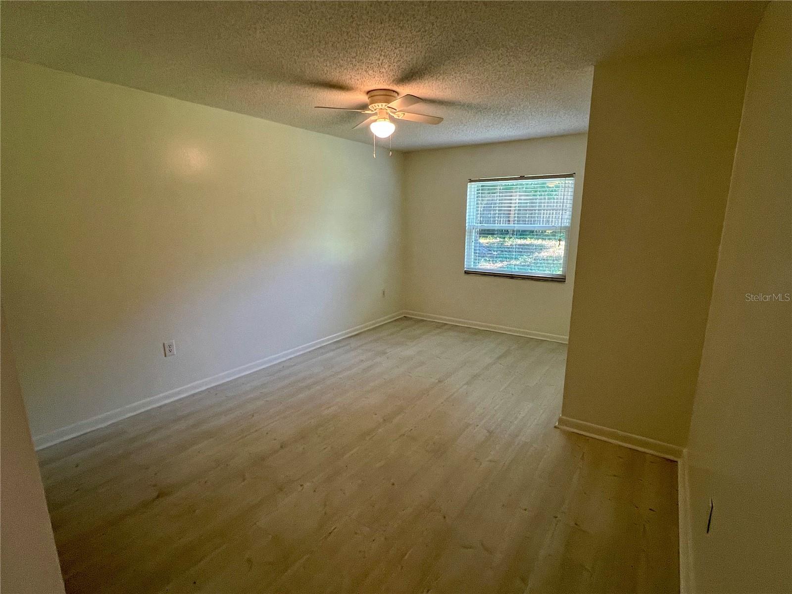 Image 8 of 21 For 117 Ridgecrest Drive