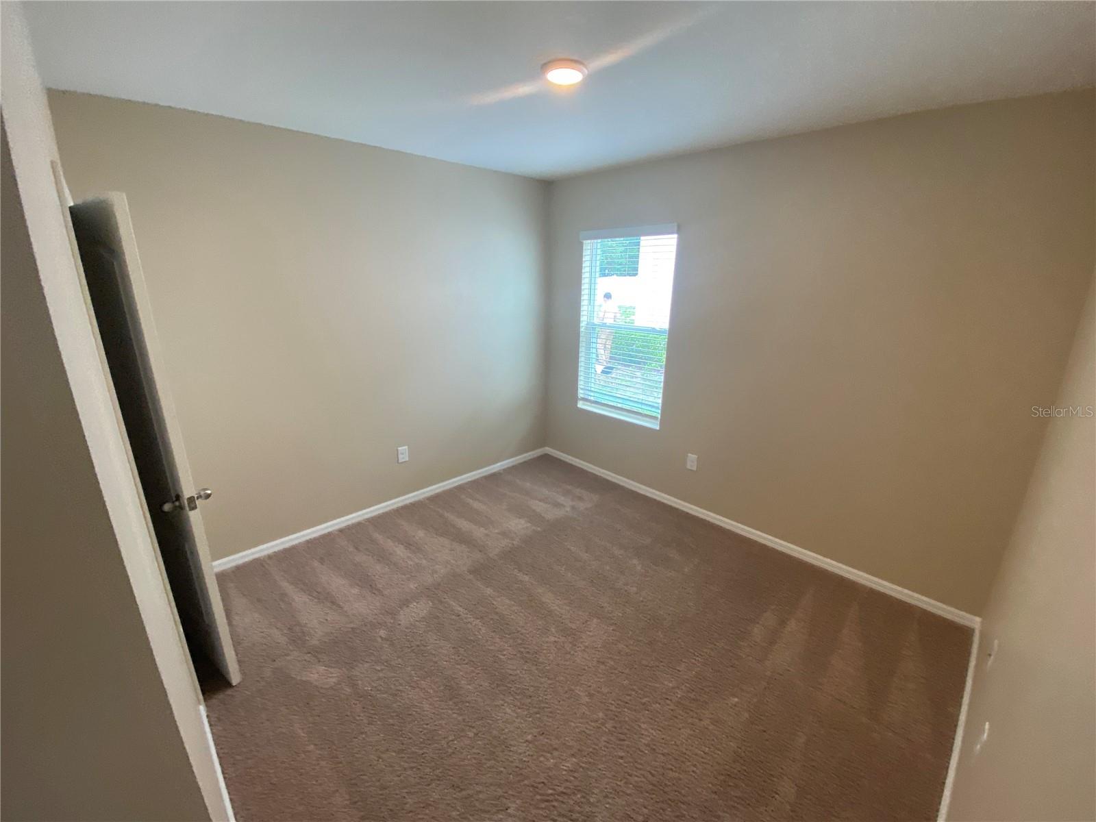 Image 10 of 20 For 1742 Point O Woods Court