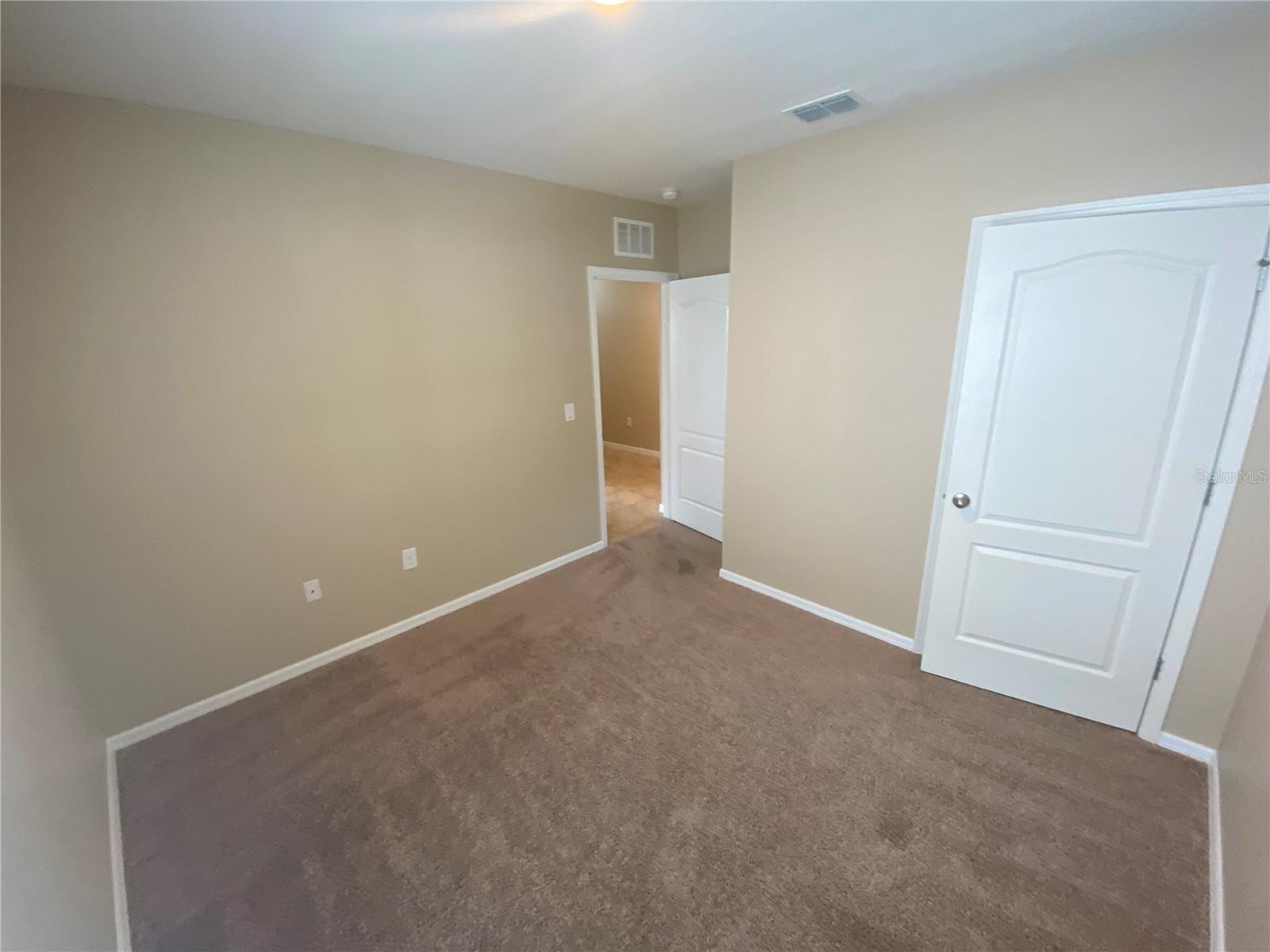 Image 11 of 20 For 1742 Point O Woods Court