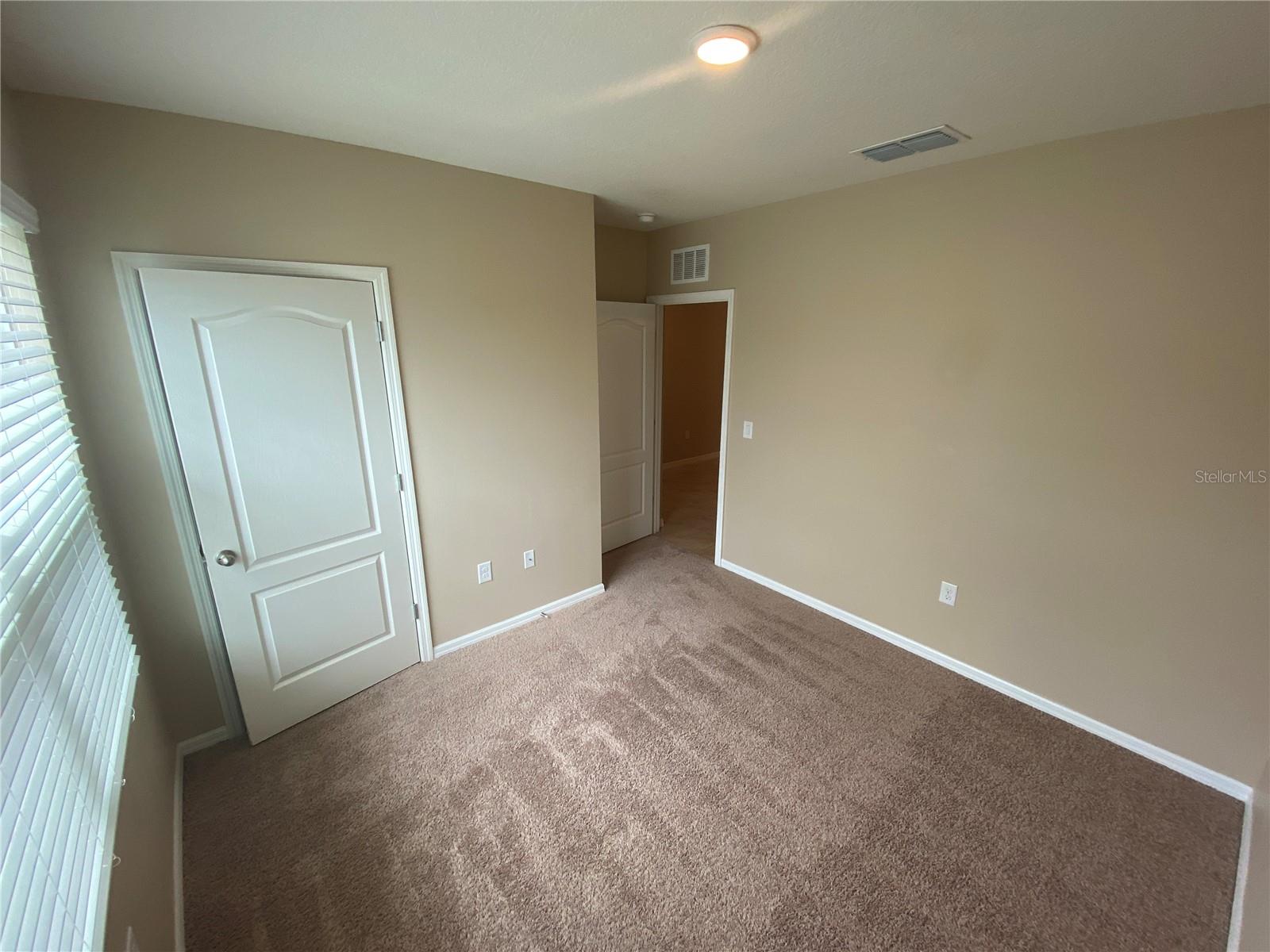 Image 12 of 20 For 1742 Point O Woods Court