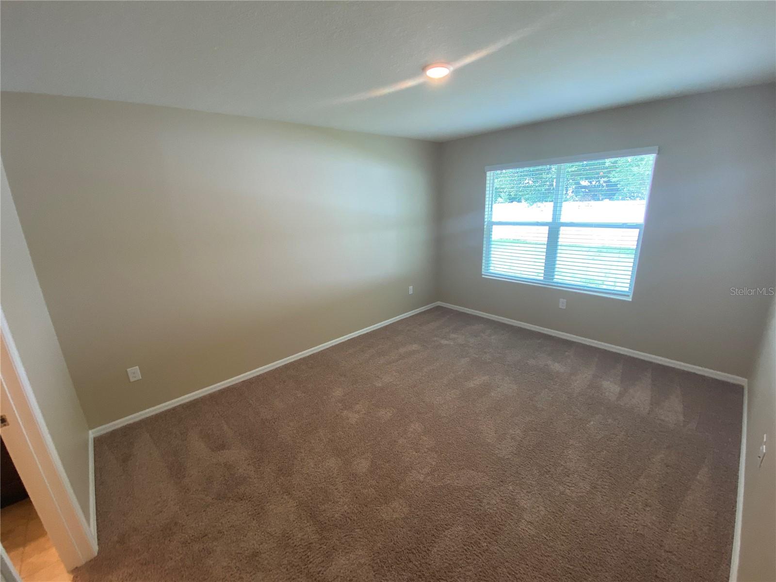 Image 15 of 20 For 1742 Point O Woods Court