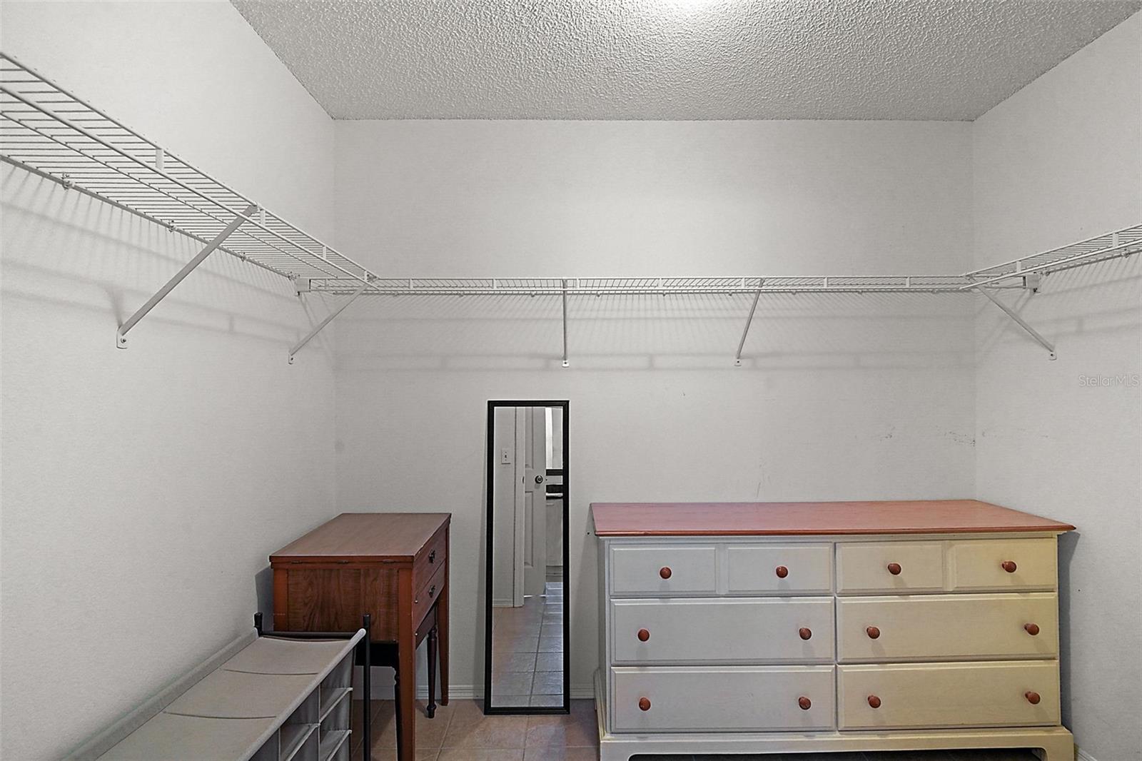 Image 17 of 30 For 724 Dumas Street