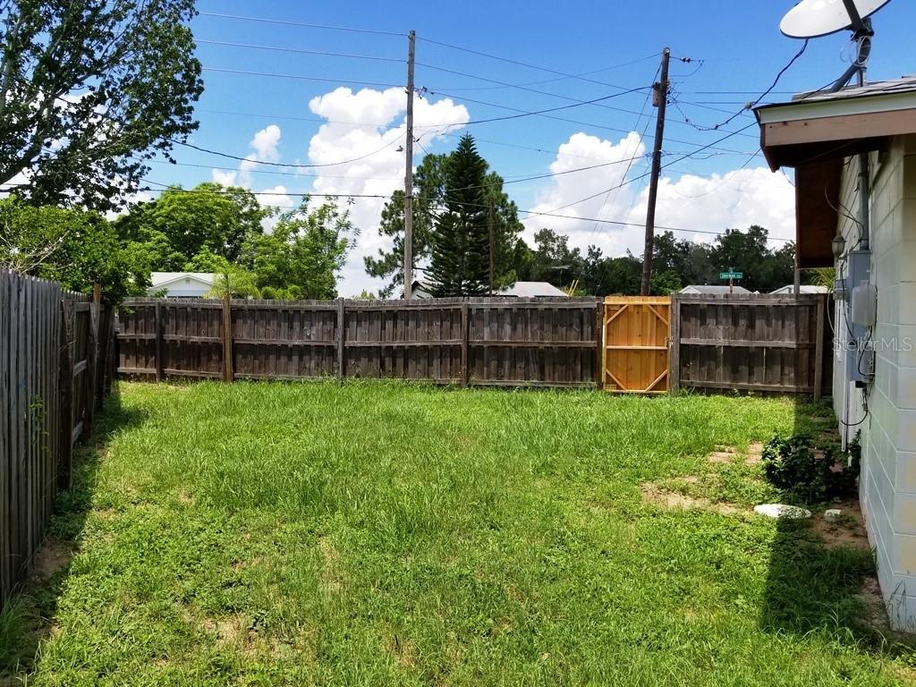 Image 15 of 18 For 1198 Sherman Avenue