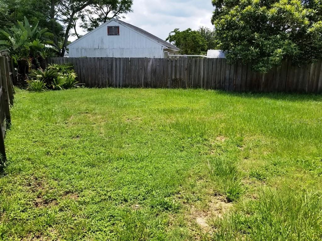 Image 17 of 18 For 1198 Sherman Avenue