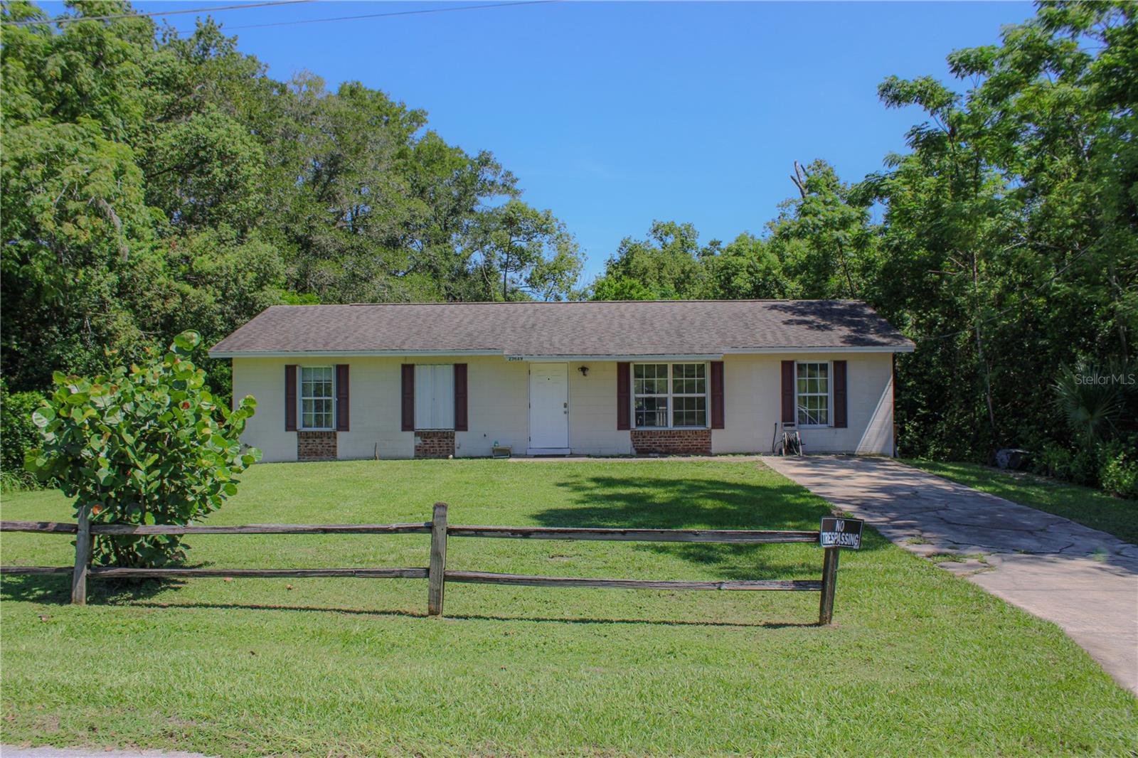 Details for 23649 Franklin Avenue, SORRENTO, FL 32776