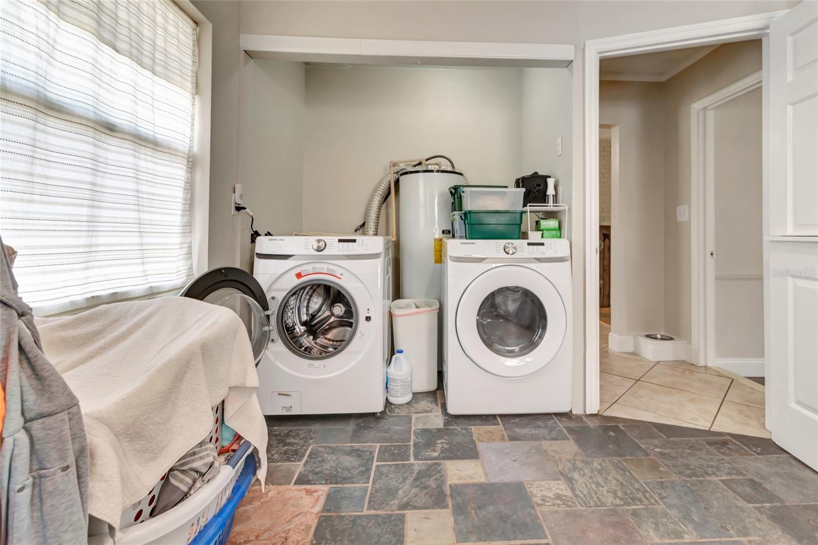 Image 18 of 29 For 4723 Oak Street