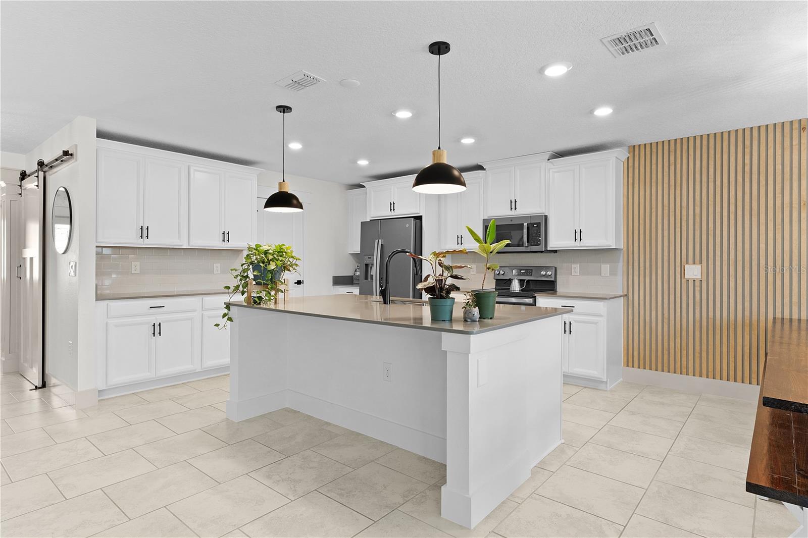 Image 5 of 57 For 5693 Alenlon Way