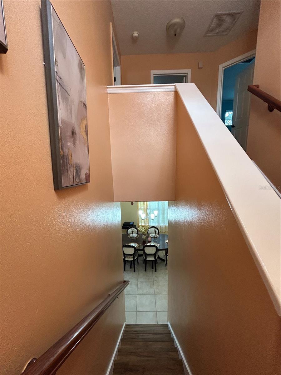 Image 21 of 52 For 413 Split Oak Court