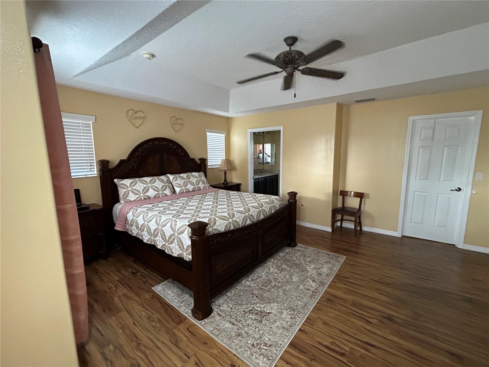 Image 30 of 52 For 413 Split Oak Court
