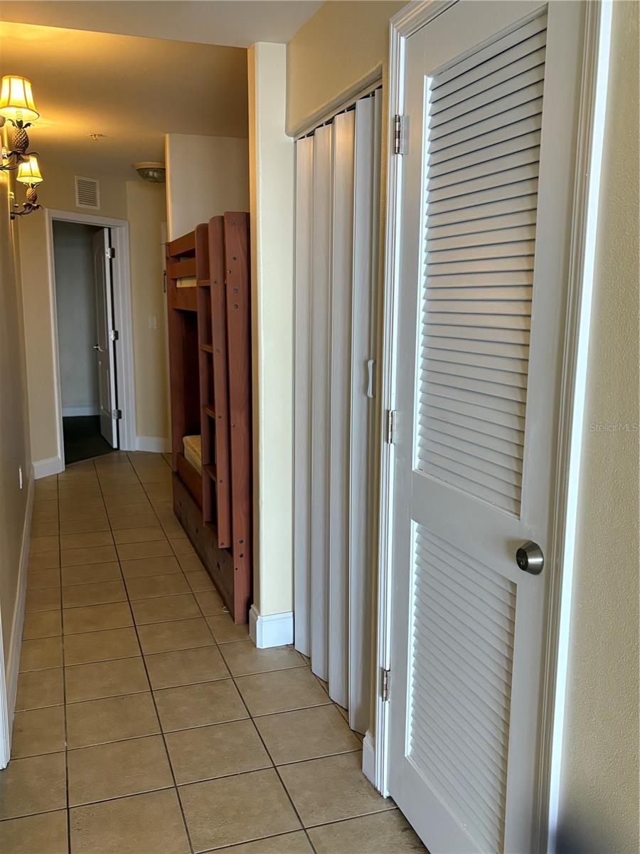 Image 8 of 13 For 13427 Blue Heron Beach Drive 406