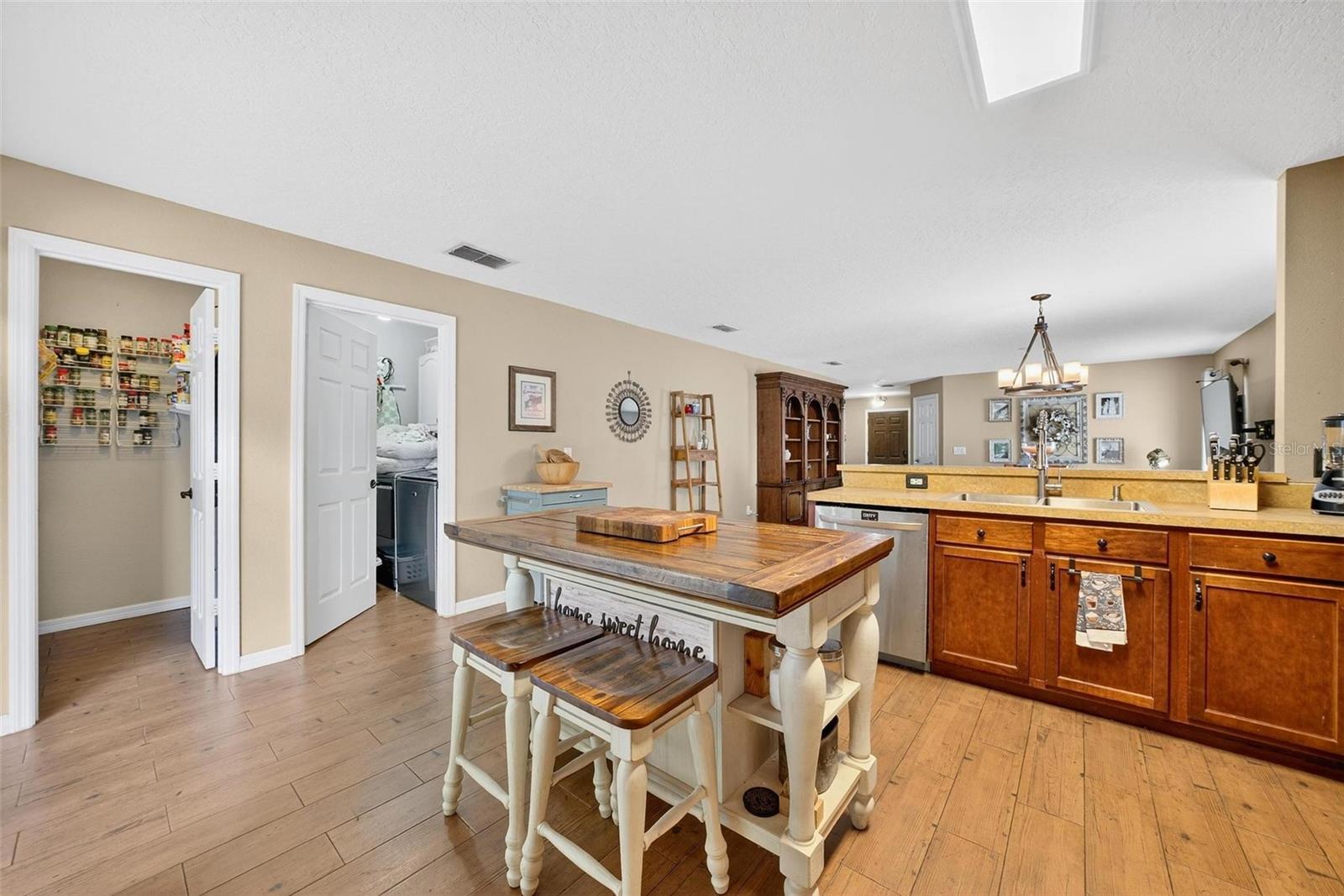 Image 11 of 56 For 520 Windrose Drive