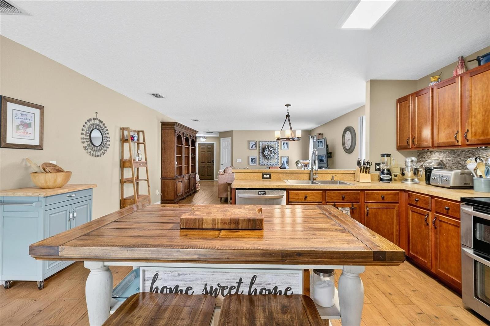 Image 12 of 56 For 520 Windrose Drive