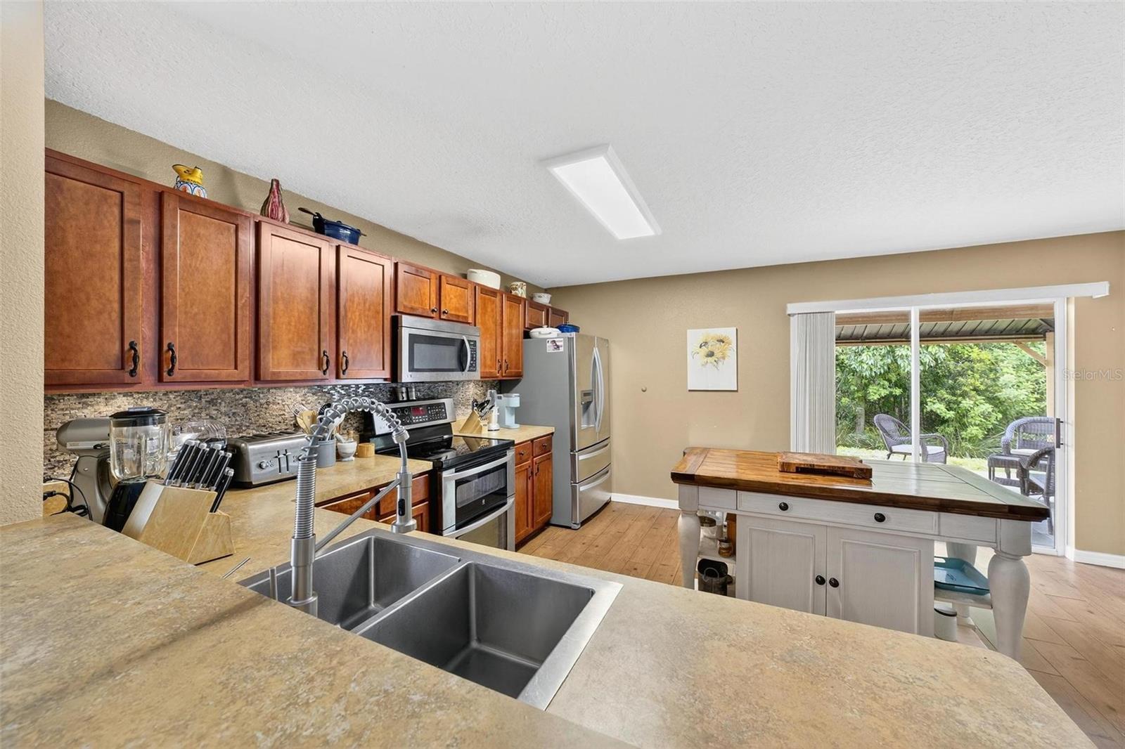 Image 15 of 56 For 520 Windrose Drive