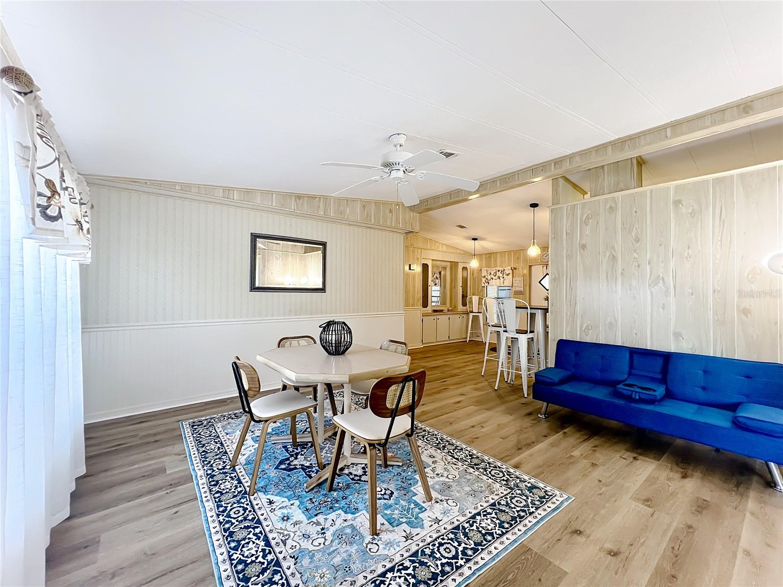 Image 12 of 34 For 708 Coachman Drive