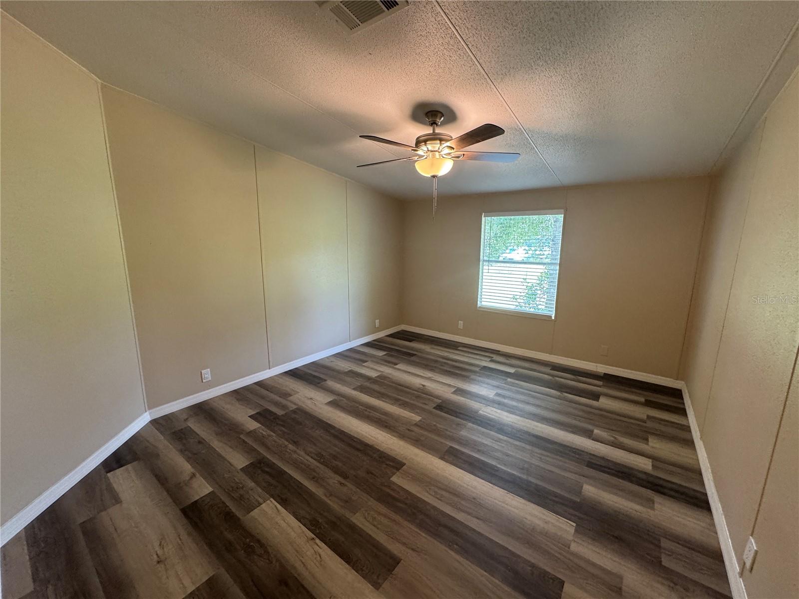 Image 15 of 24 For 18384 54th Street
