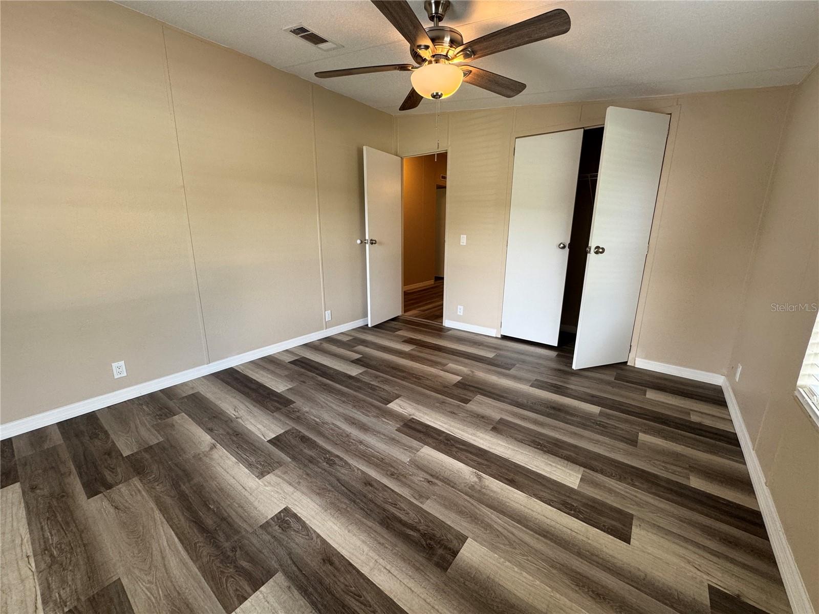 Image 17 of 24 For 18384 54th Street