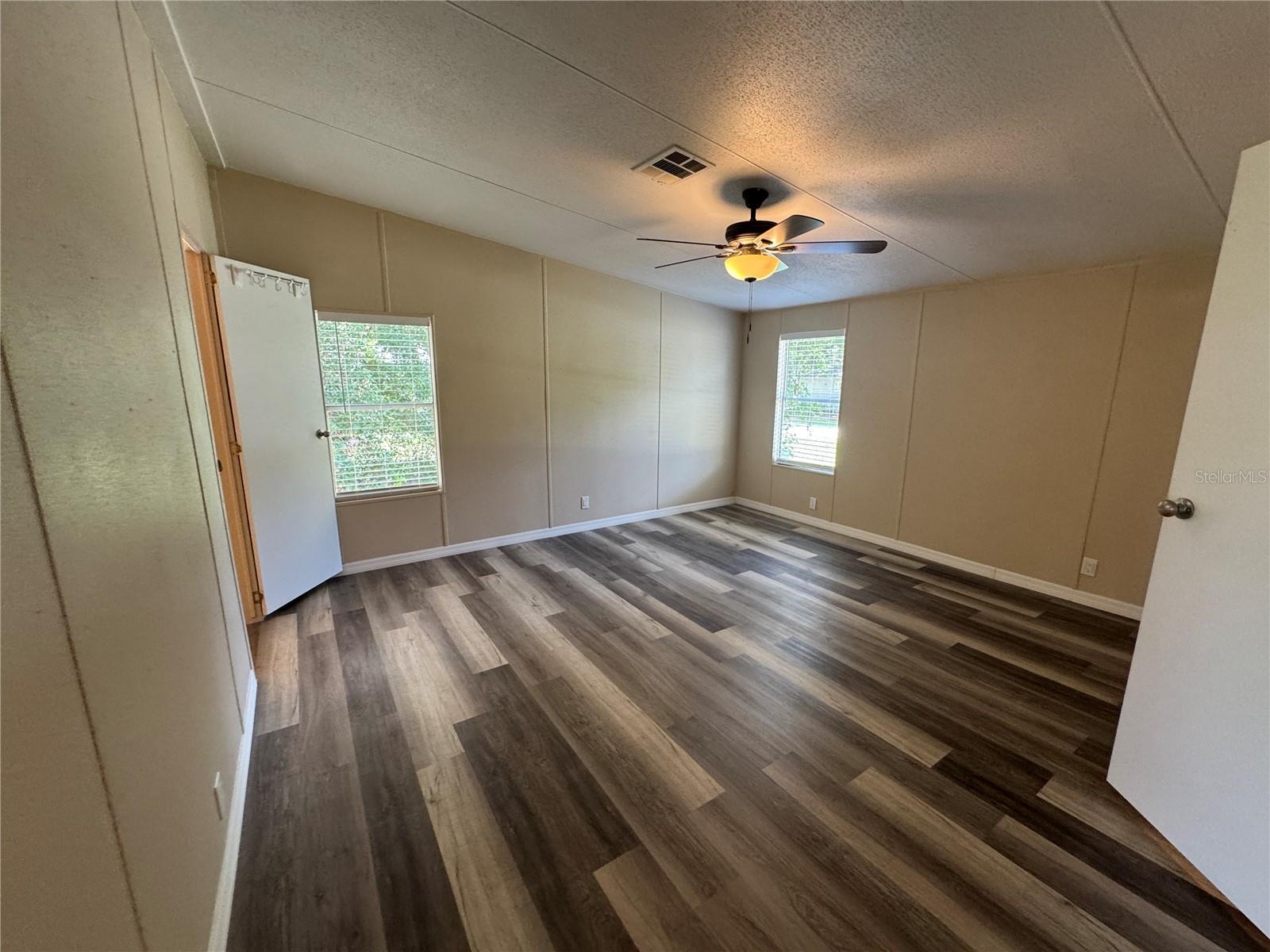 Image 18 of 24 For 18384 54th Street