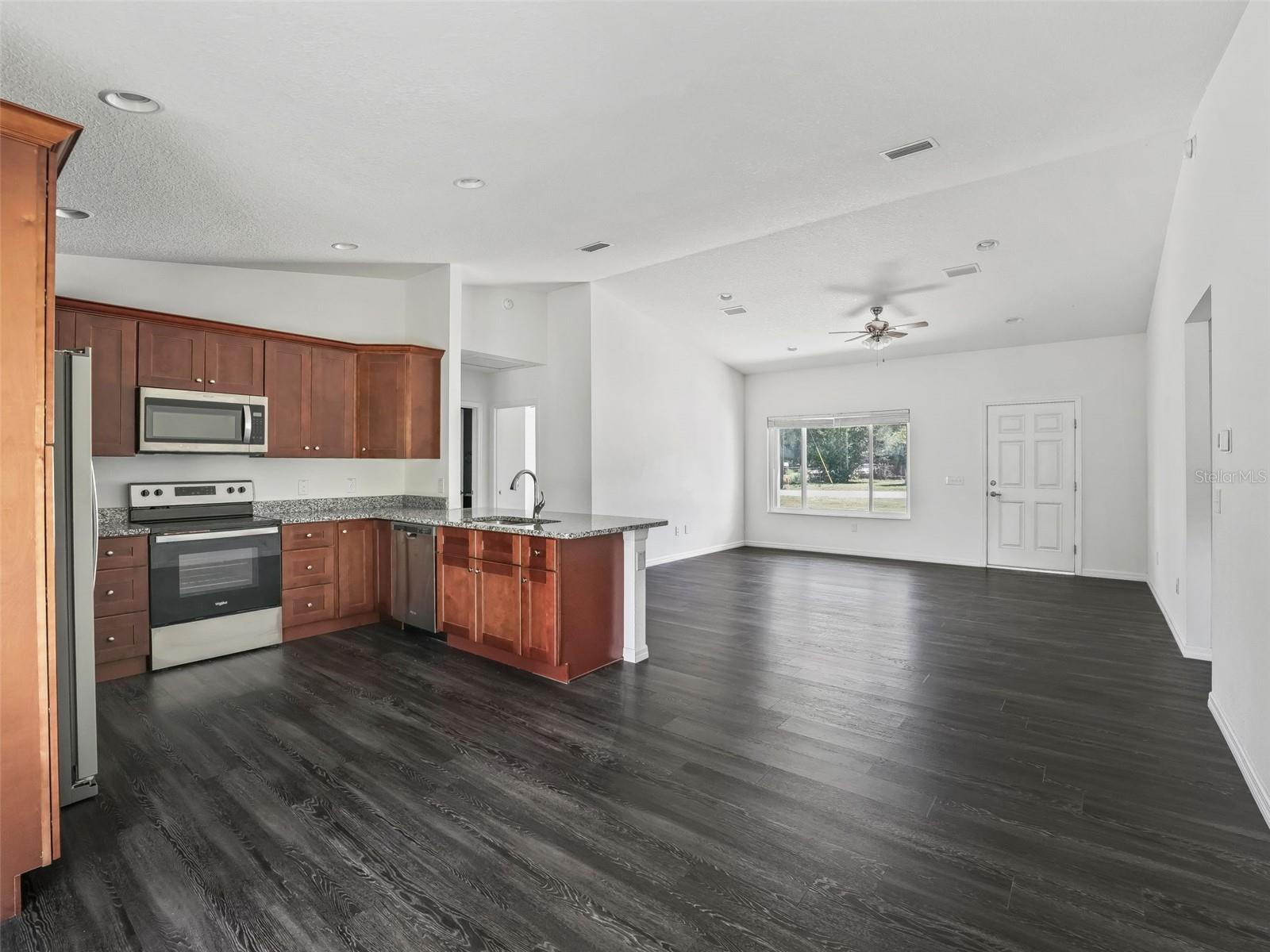 Image 10 of 24 For 11684 84th Terrace