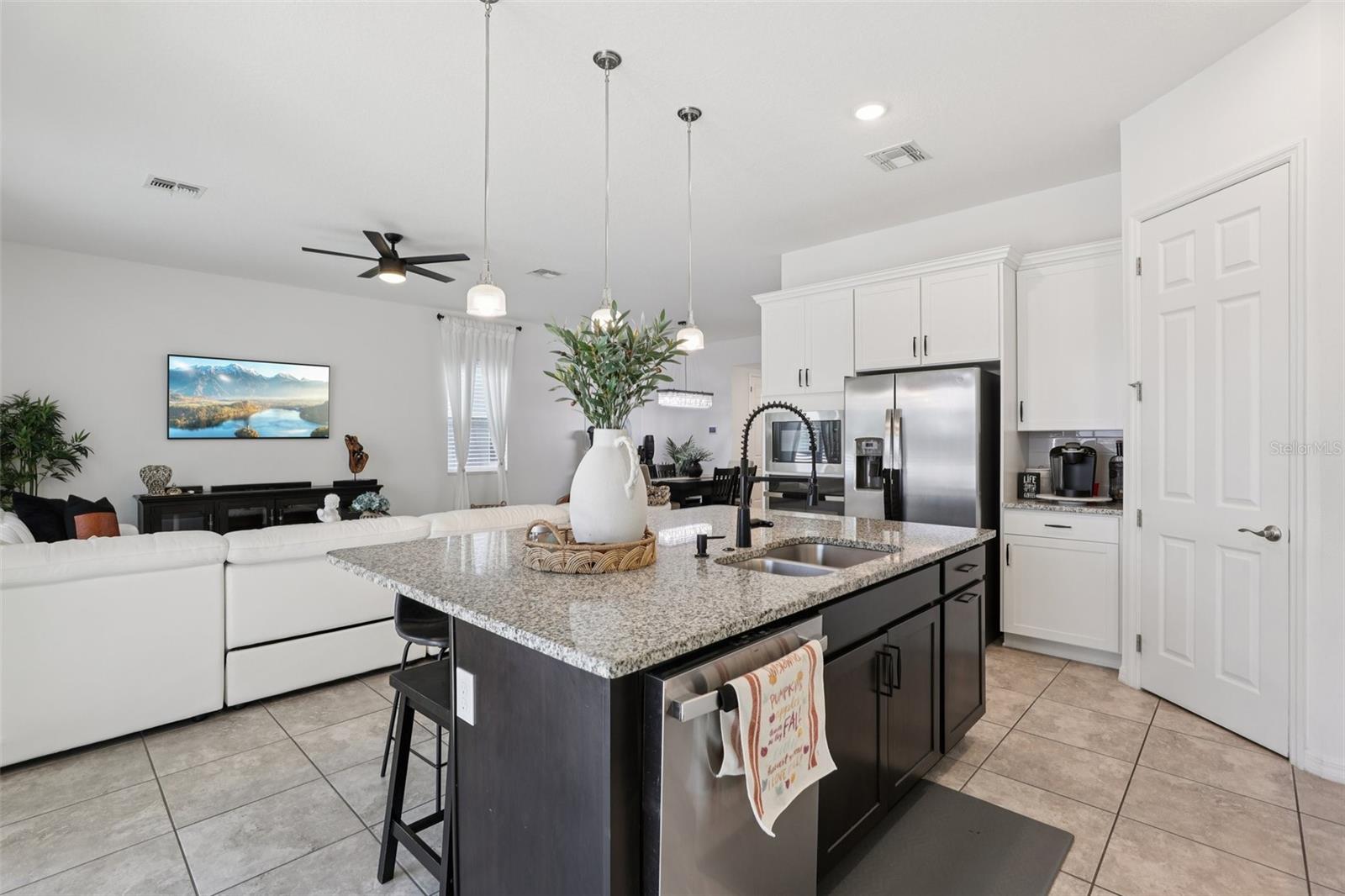 Image 14 of 65 For 2241 Emerald Springs Drive