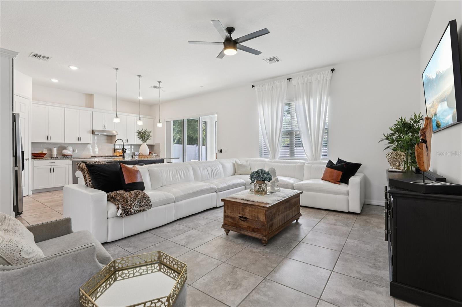 Image 9 of 65 For 2241 Emerald Springs Drive