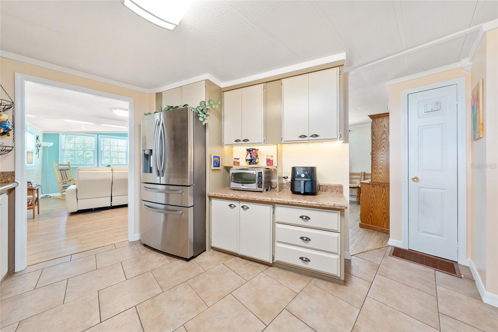 Image 13 of 34 For 2621 Carpenter Place