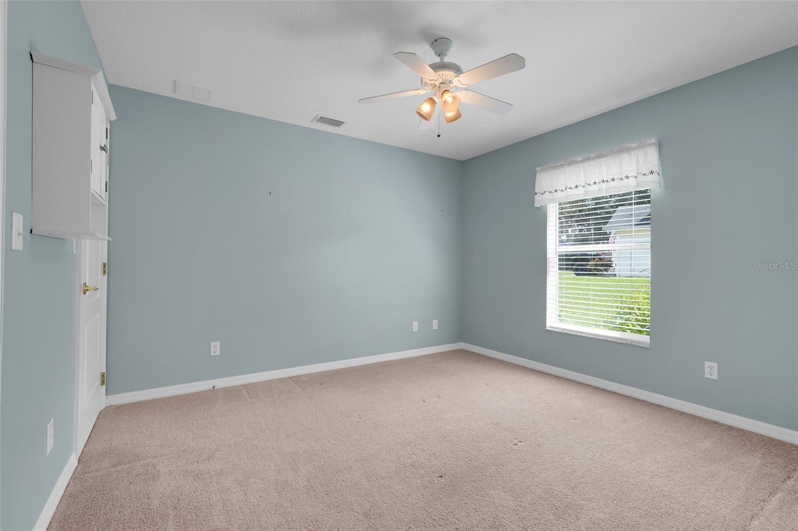 Image 19 of 33 For 8809 Courtyard Lane