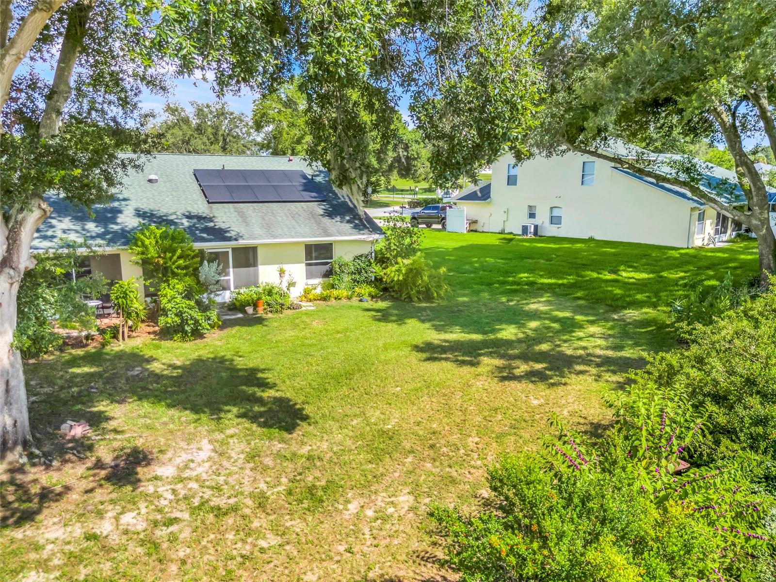 Image 26 of 33 For 8809 Courtyard Lane