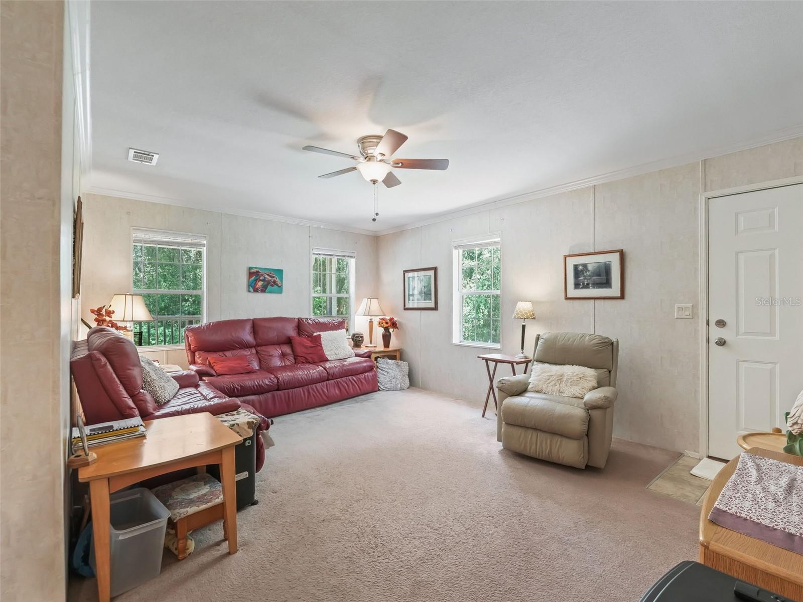 Image 11 of 34 For 4214 Joslyn Lane