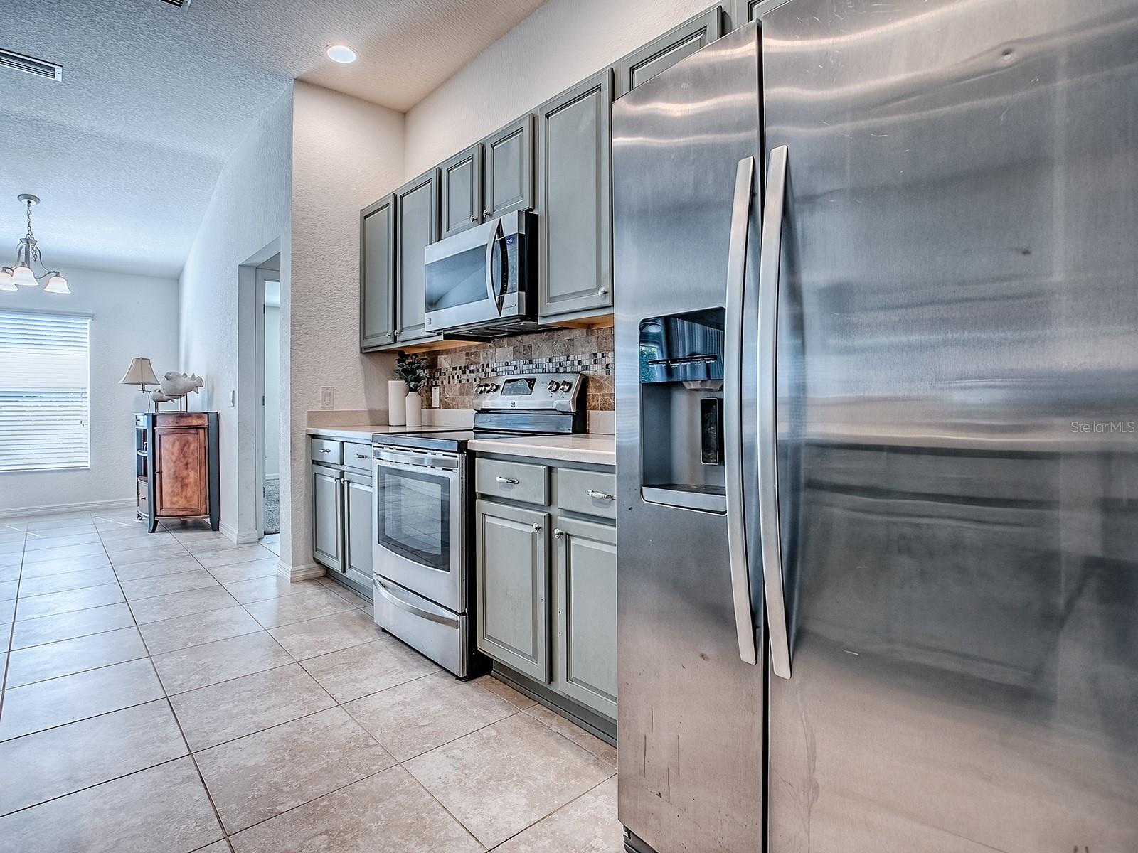 Image 15 of 49 For 10010 Lake Miona Way