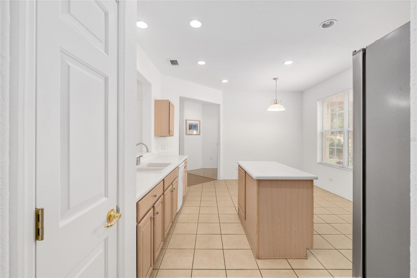 Image 33 of 84 For 13089 86th Court