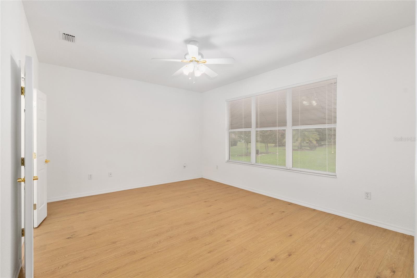 Image 42 of 84 For 13089 86th Court