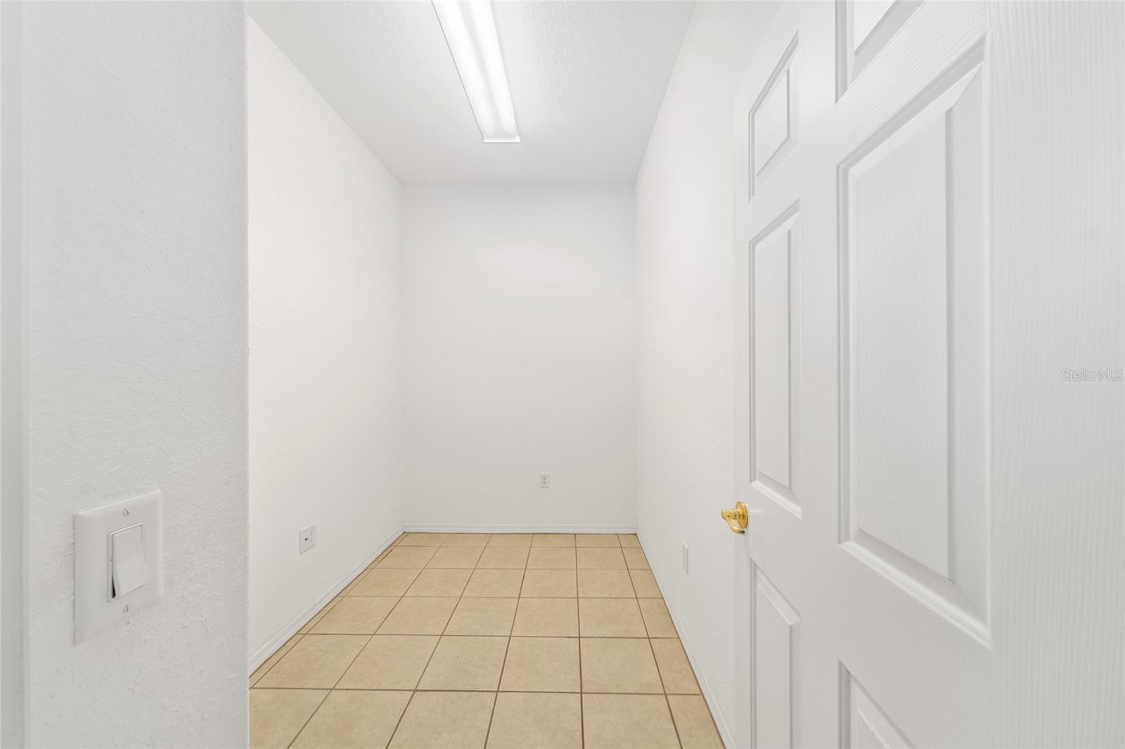 Image 44 of 84 For 13089 86th Court