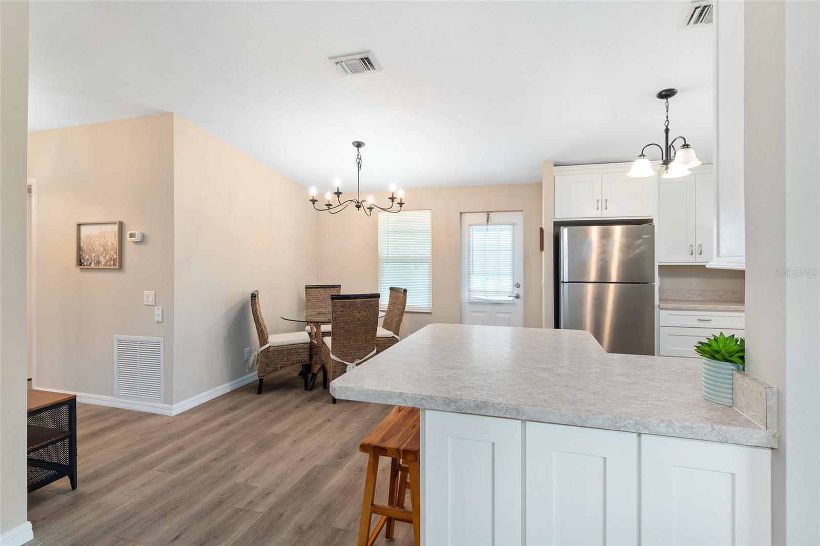 Image 15 of 67 For 1607 Doral Circle