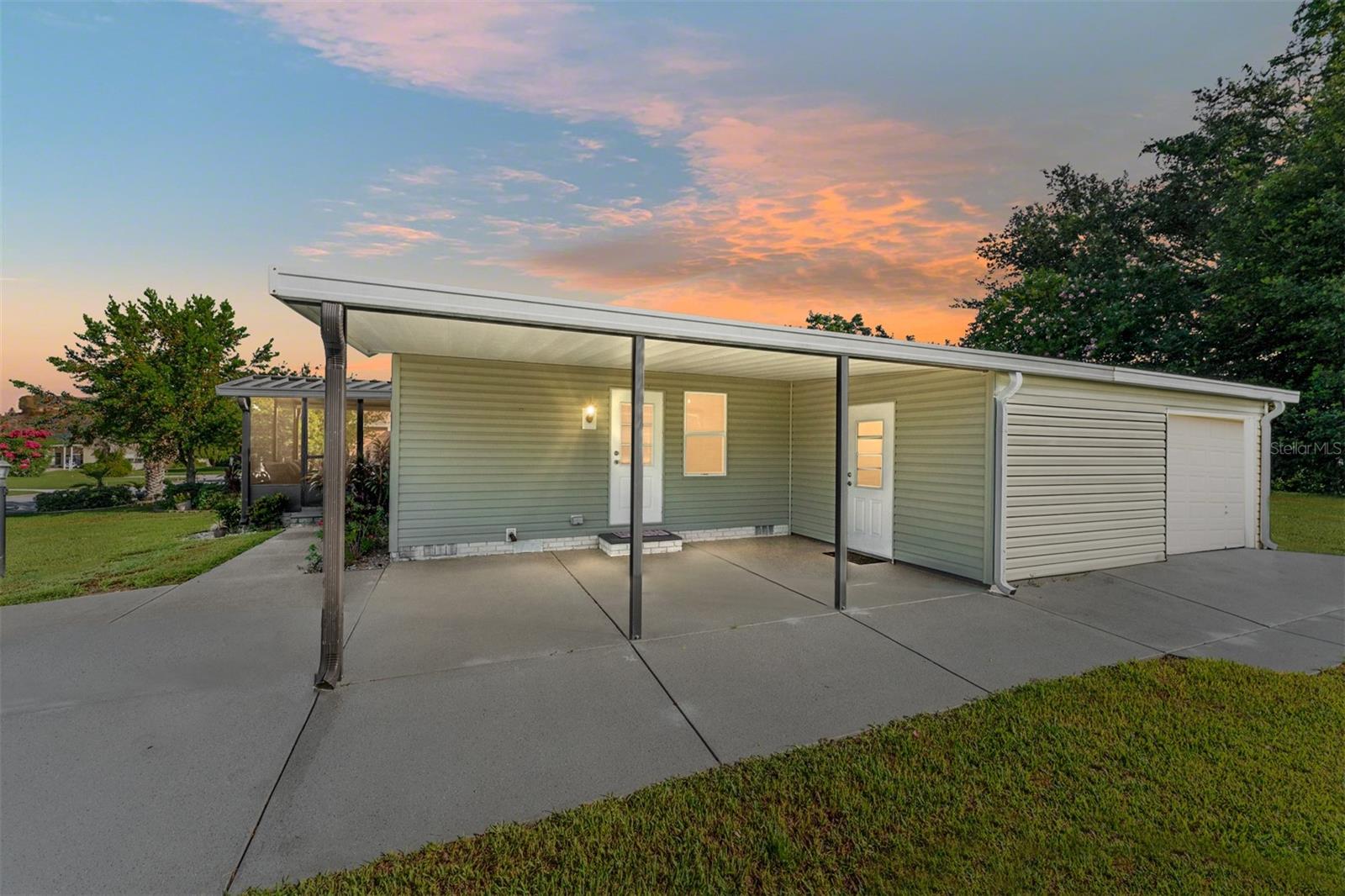 Image 2 of 67 For 1607 Doral Circle