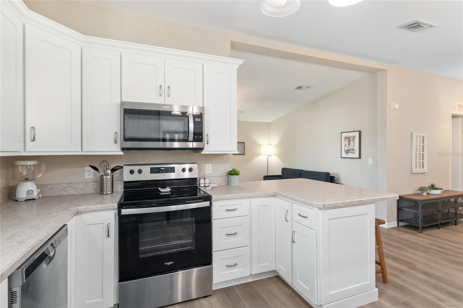 Image 20 of 67 For 1607 Doral Circle