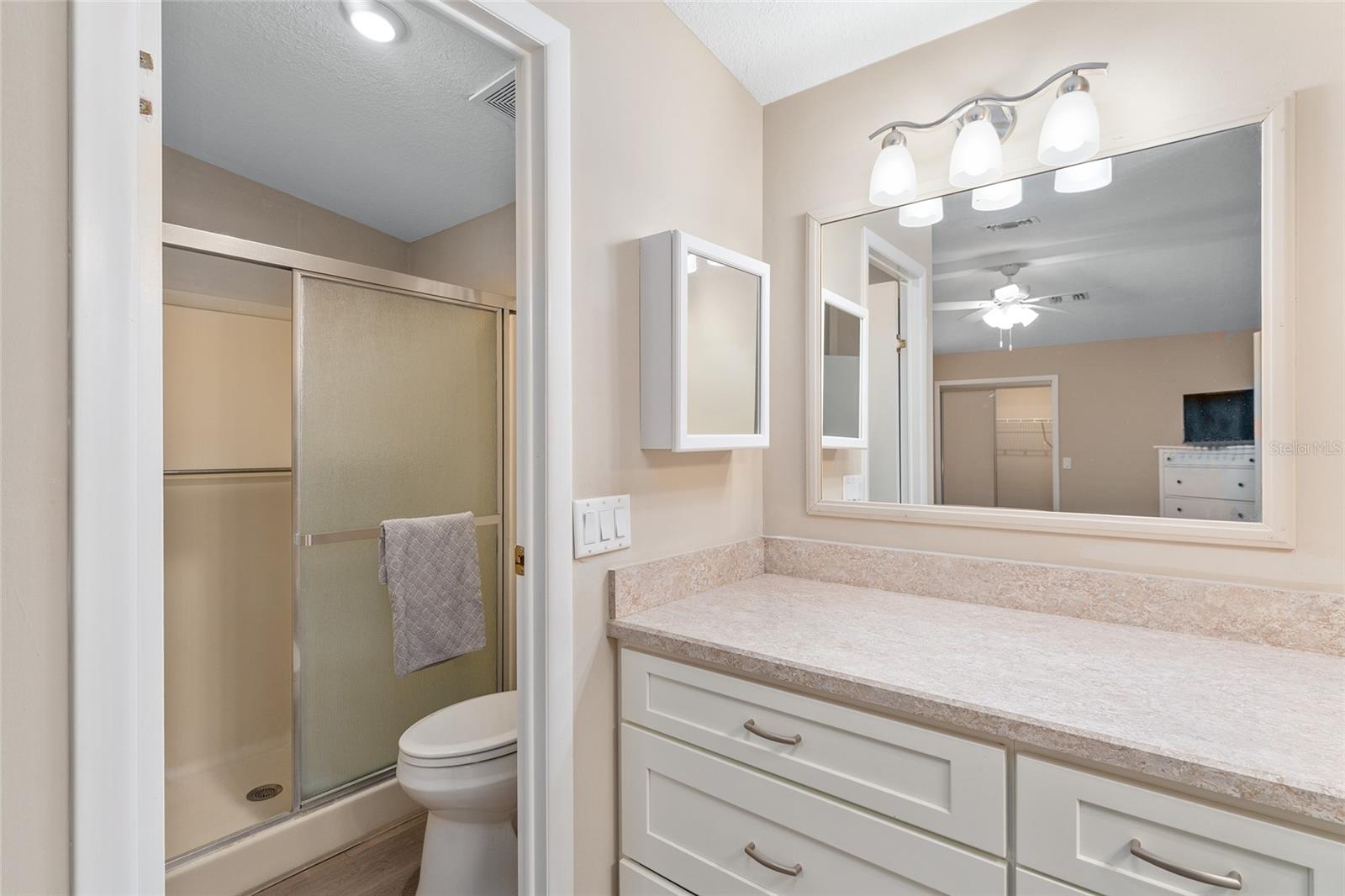 Image 33 of 67 For 1607 Doral Circle