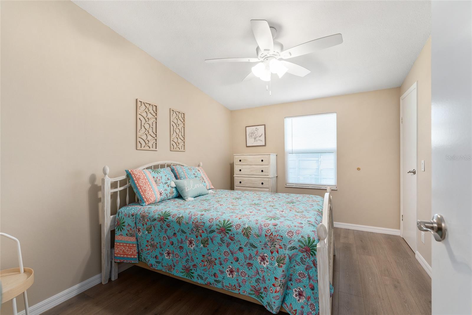 Image 36 of 67 For 1607 Doral Circle