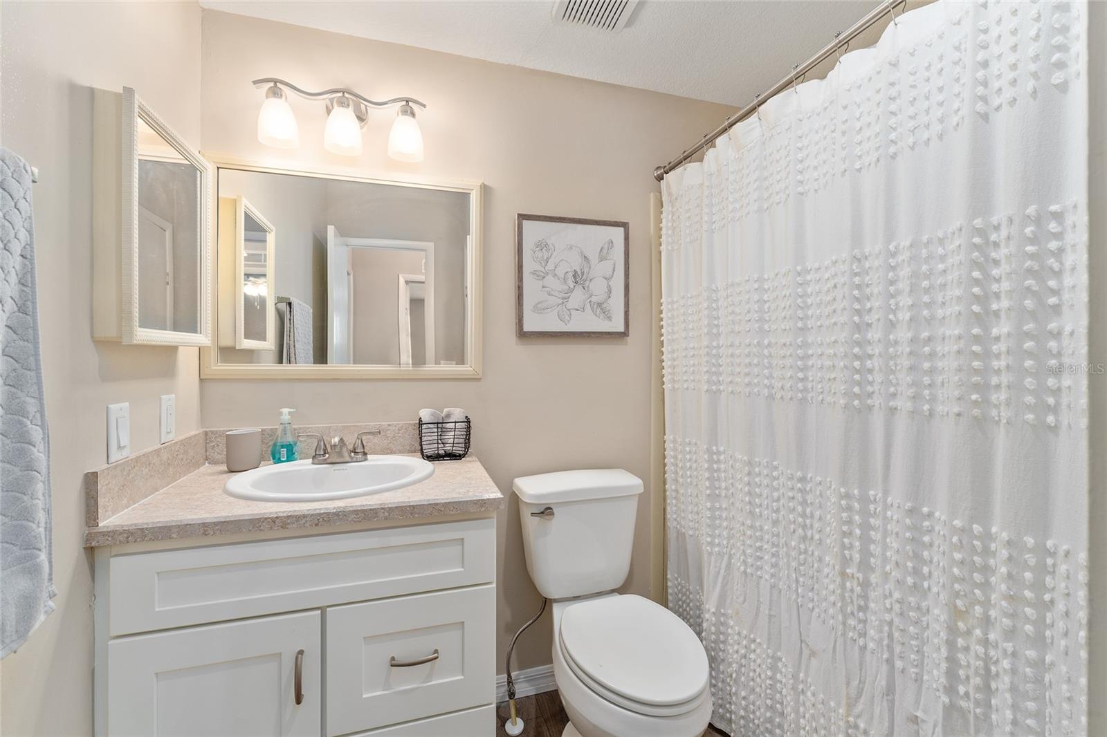 Image 37 of 67 For 1607 Doral Circle