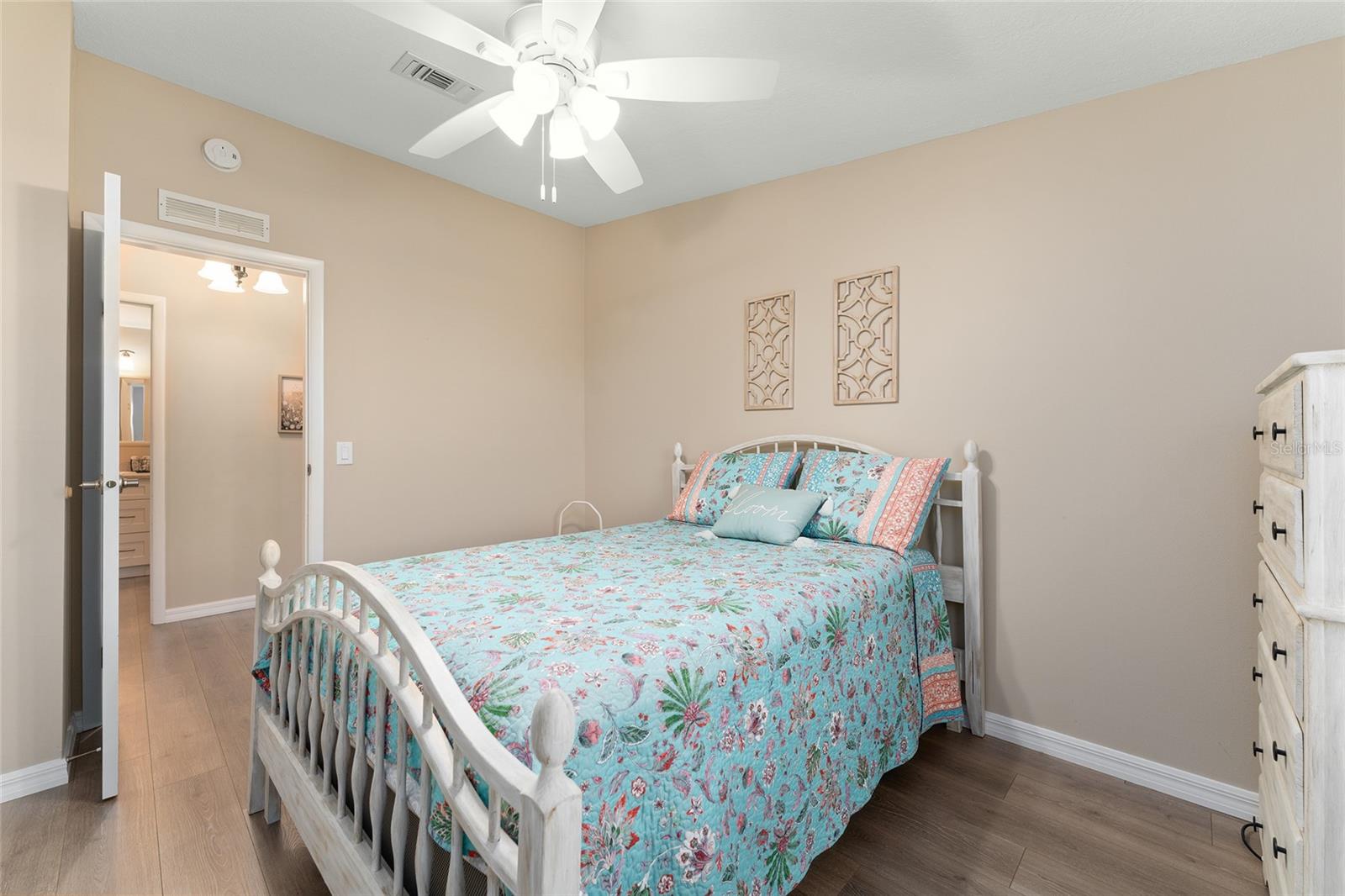 Image 38 of 67 For 1607 Doral Circle