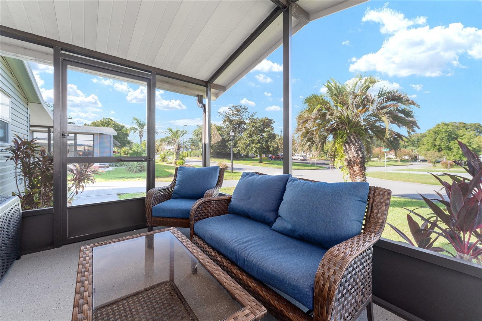 Image 42 of 67 For 1607 Doral Circle