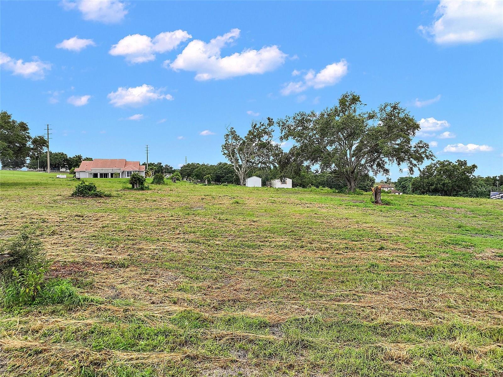 Image 5 of 15 For Coralwood Ln