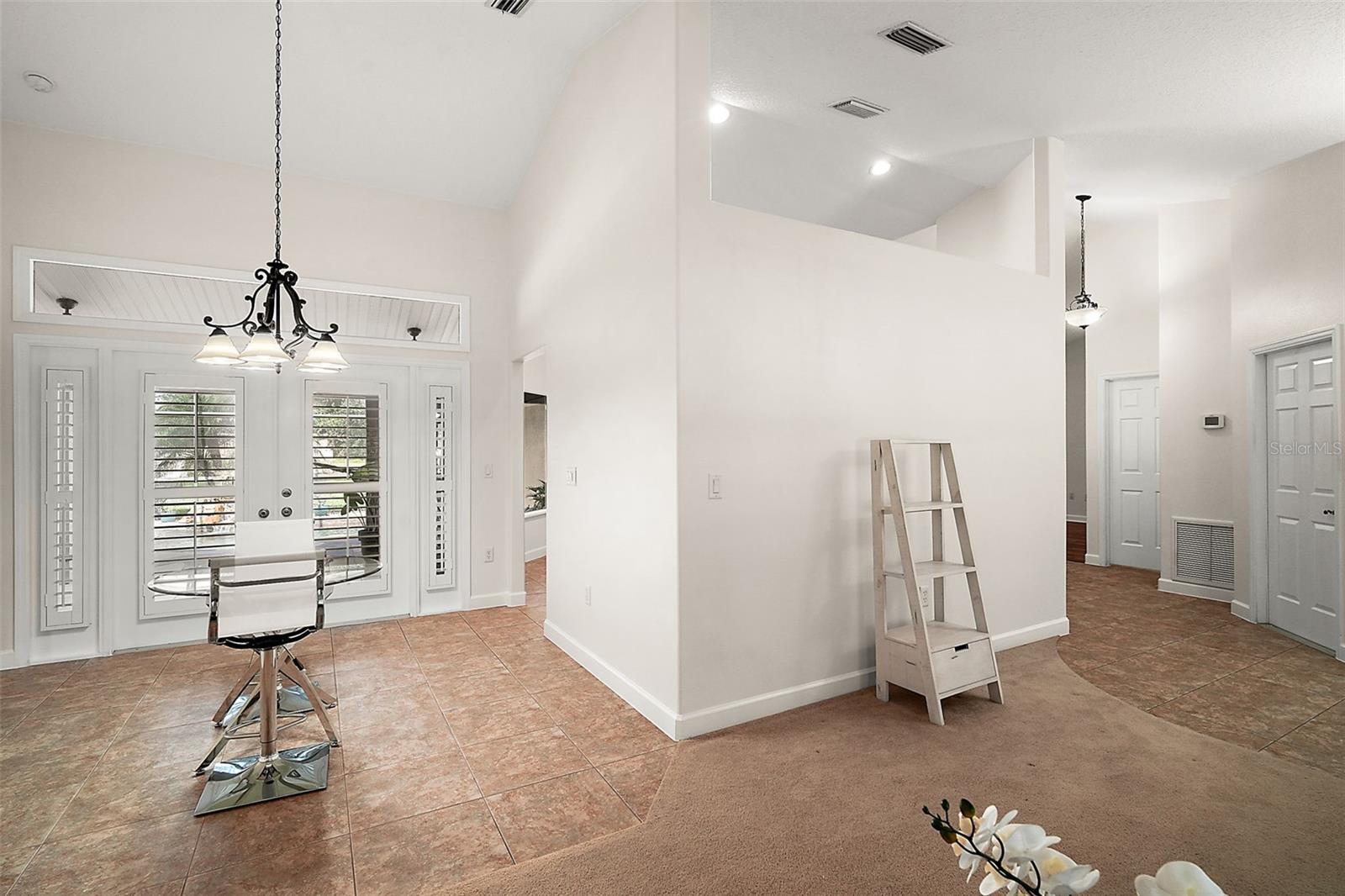 Image 14 of 42 For 7685 Lake Angelina Drive