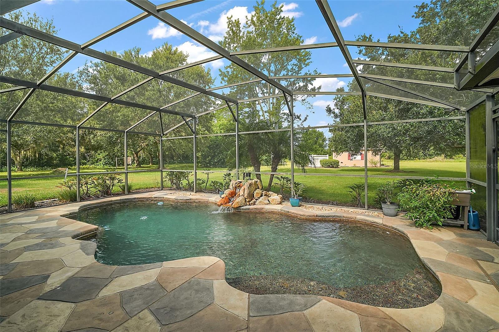 Image 4 of 42 For 7685 Lake Angelina Drive