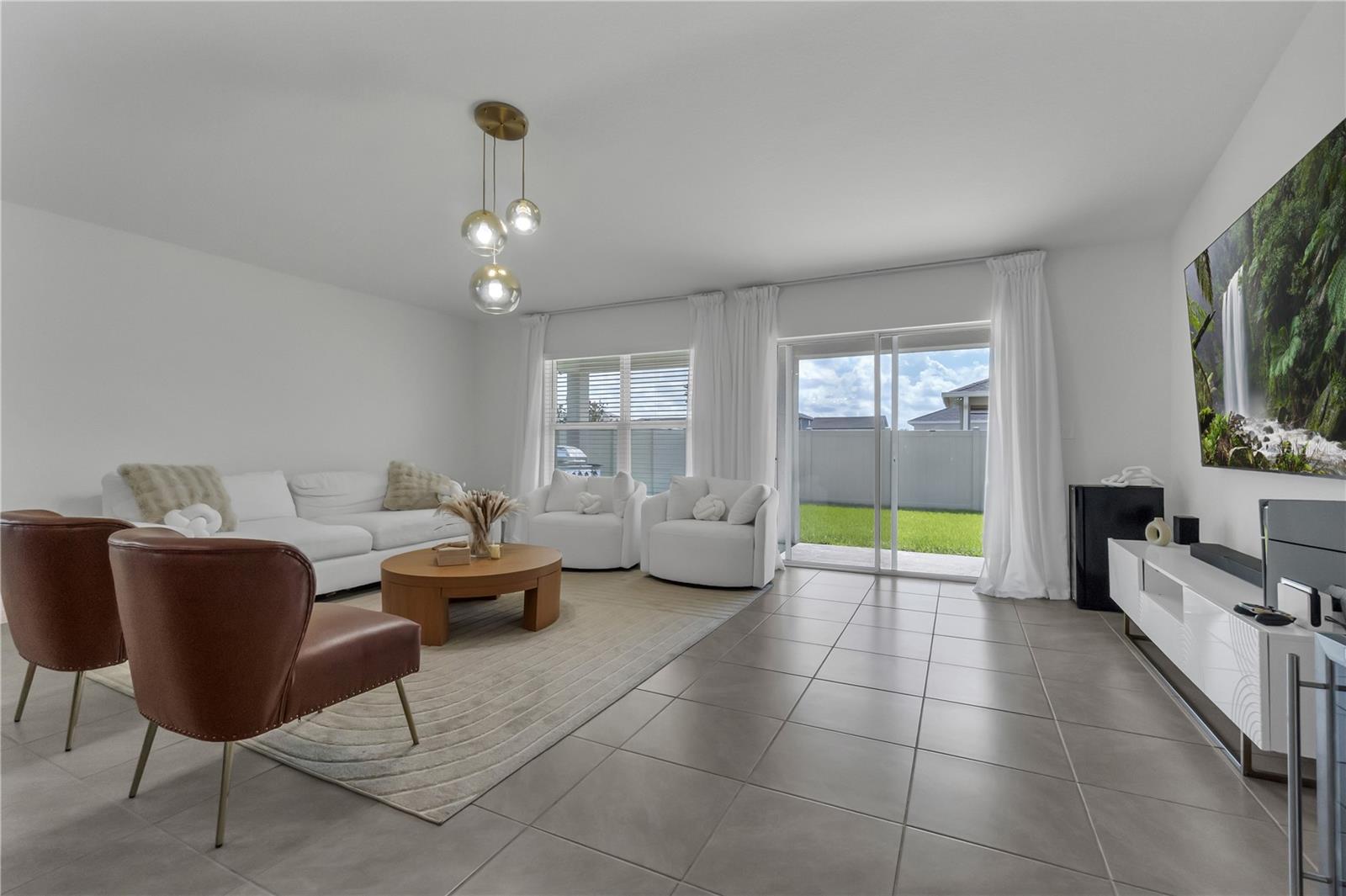 Image 13 of 40 For 3800 Whitetail Court