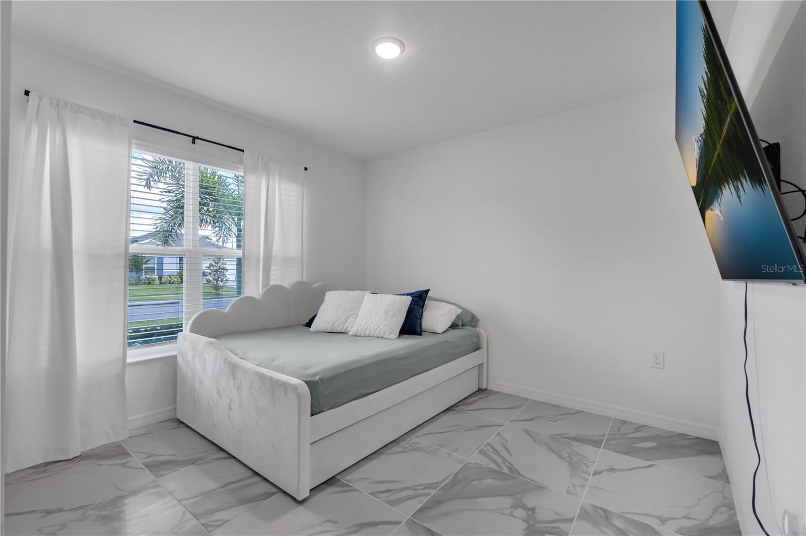 Image 15 of 40 For 3800 Whitetail Court