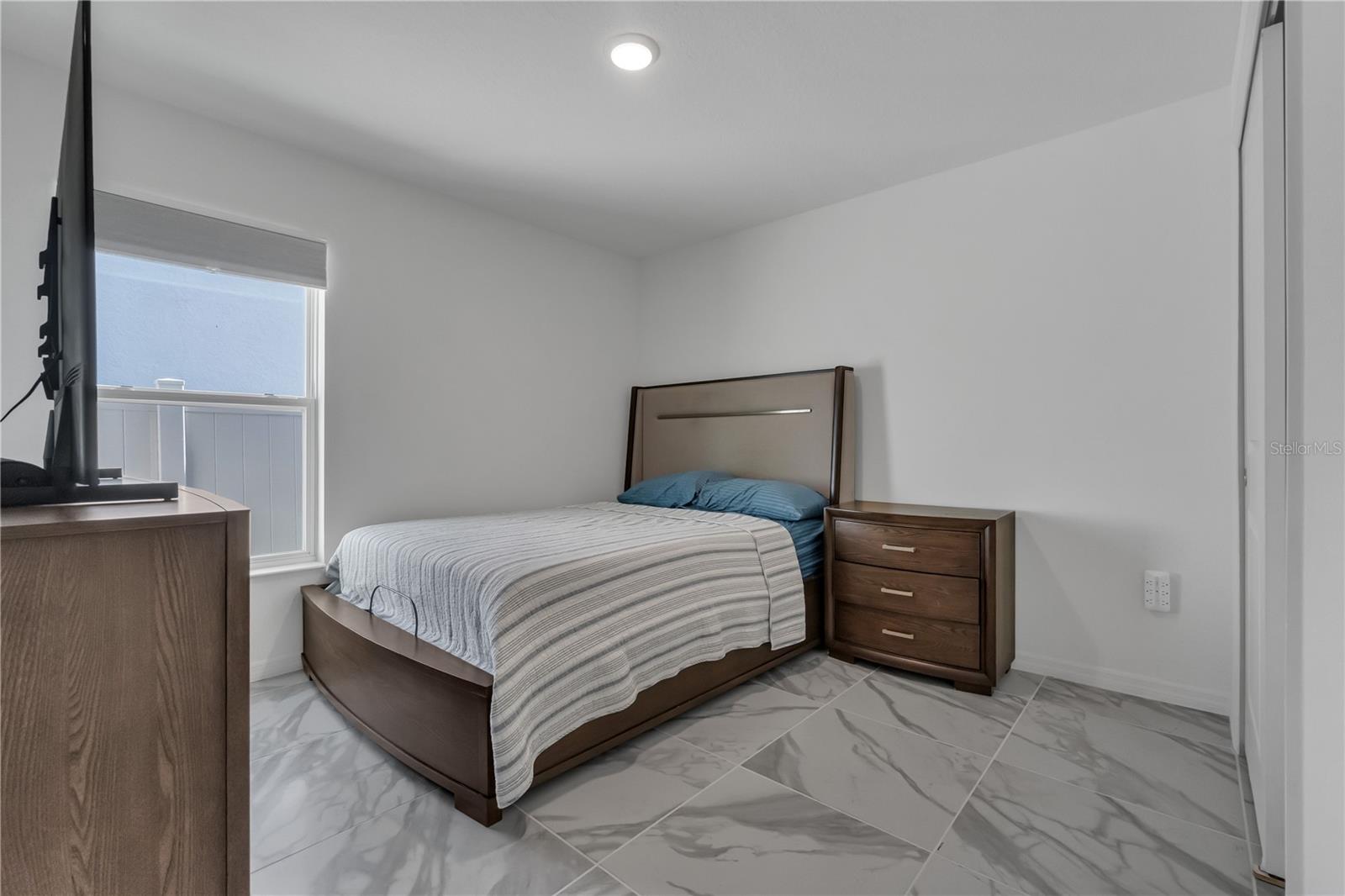 Image 17 of 40 For 3800 Whitetail Court