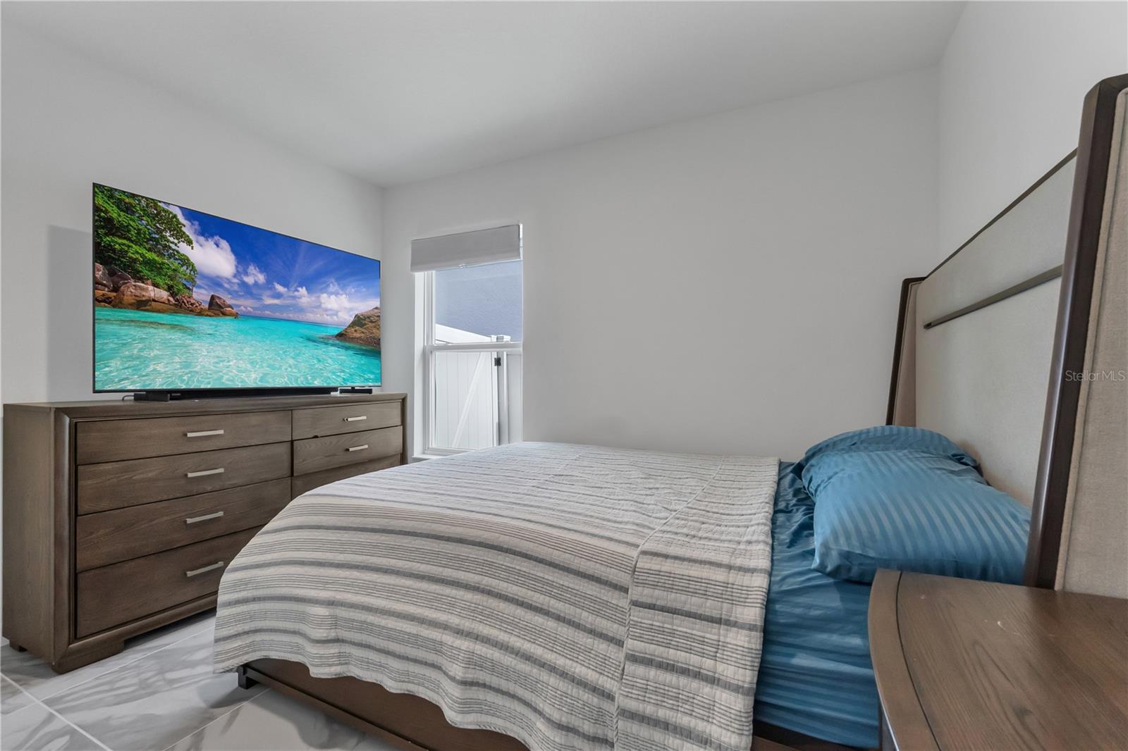 Image 18 of 40 For 3800 Whitetail Court