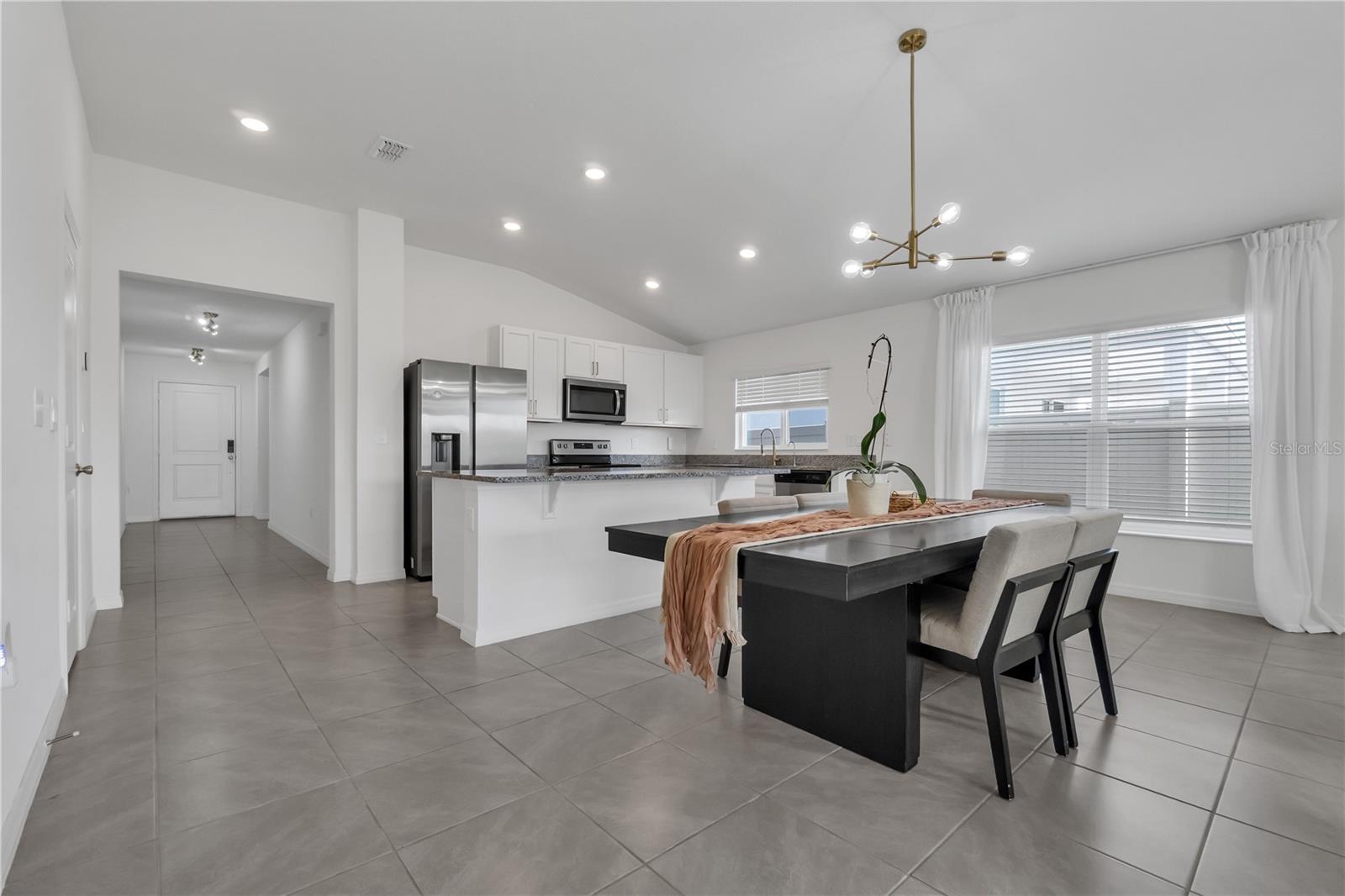 Image 9 of 40 For 3800 Whitetail Court