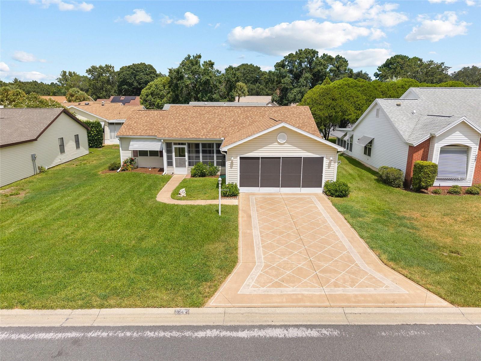 Image 2 of 36 For 729 Bolivar Street